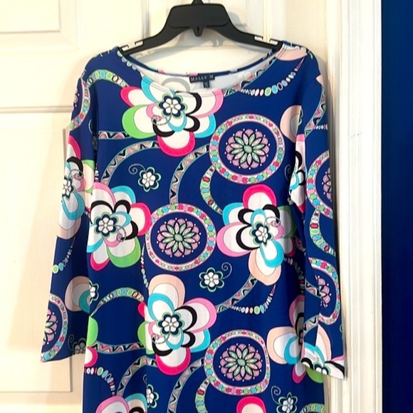 Women’s Melly M. Multi Color Floral Long Sleeve Nylon & Spandex Shift Dress - Picture 2 of 9